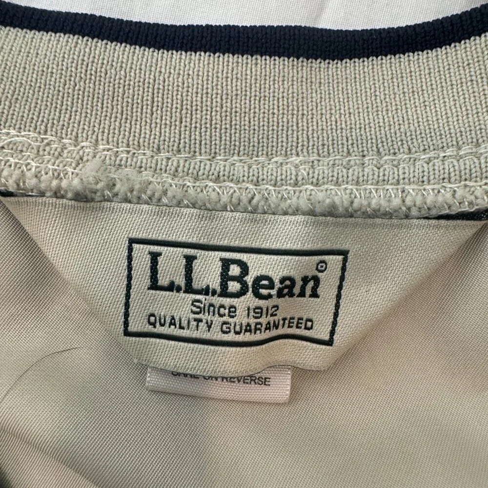 L.L. Bean bean neck